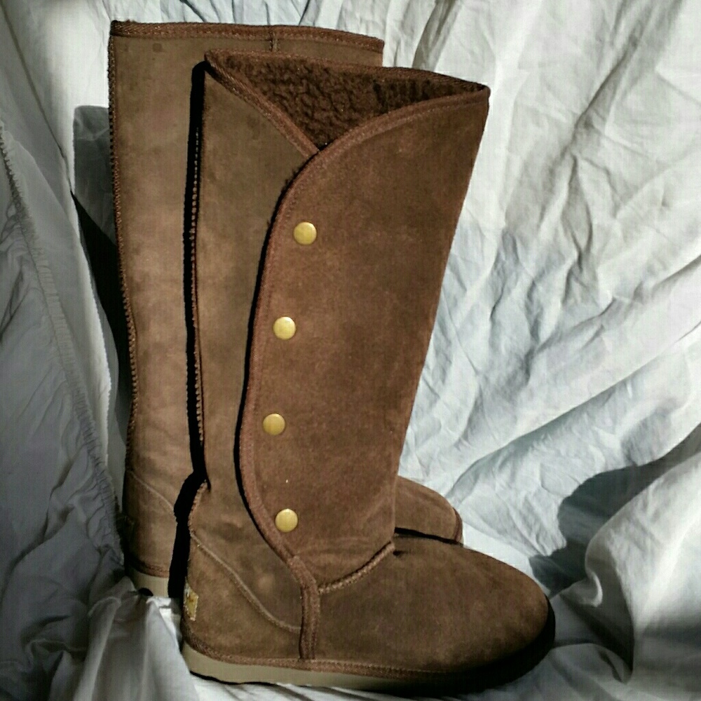 Beach Feet Snap Down Boots