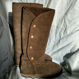 Beach Feet Snap Down Boots