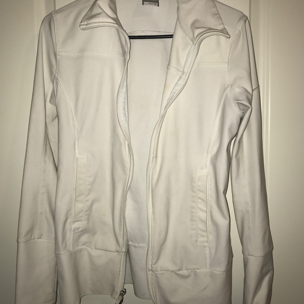 Nike fit dry sweater