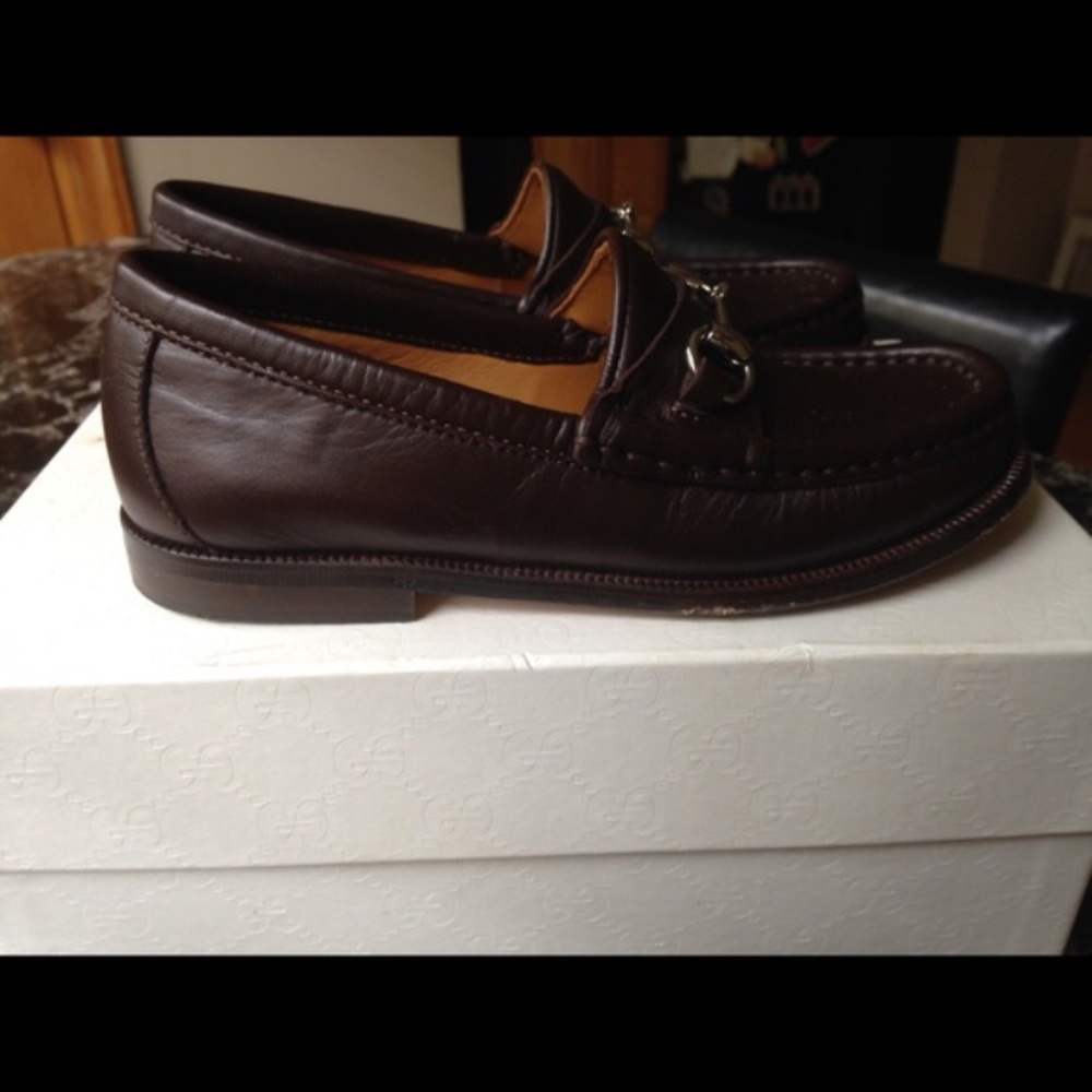 Shoes - Picture 3 of 4