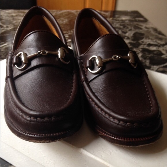 Shoes - Picture 2 of 4