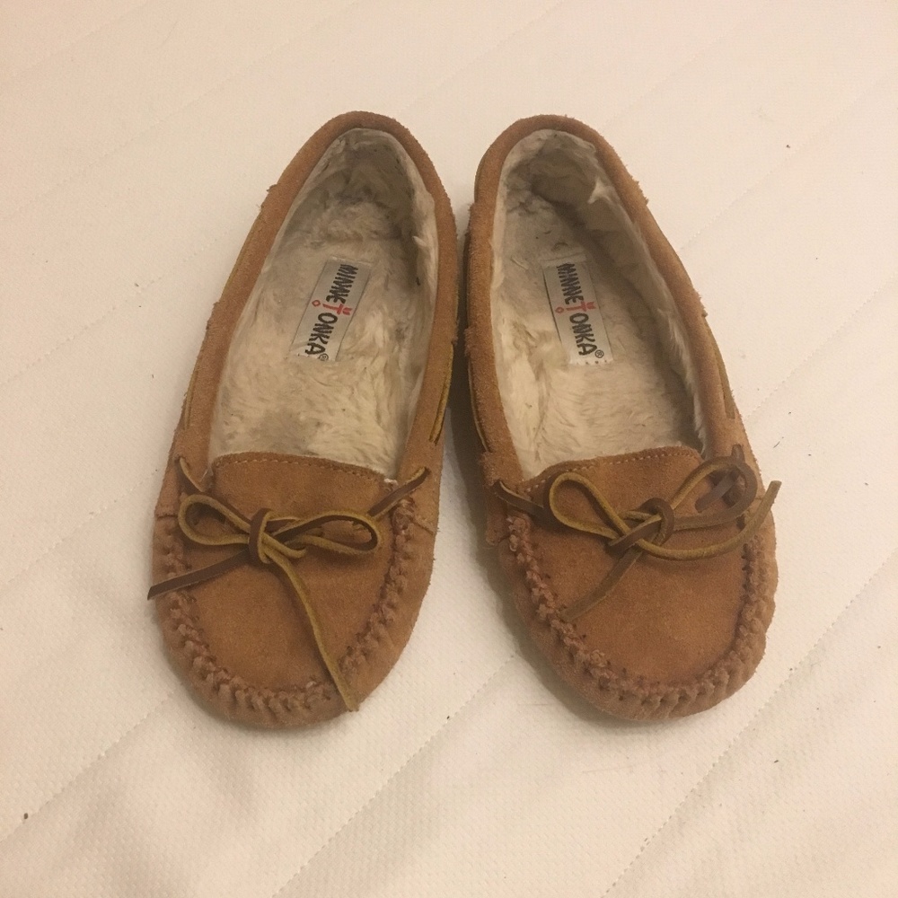 Minnetonka Cally Slipper