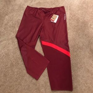 Reebok Pants - NWT Reebok Capri Mesh Insert Reebok Pants - NWT Reebok Capri Mesh Insert