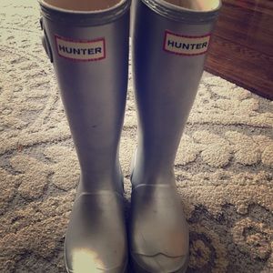 Girls hunter boots size one and hunter boot socks