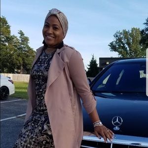 Meet your Posher, Marketta