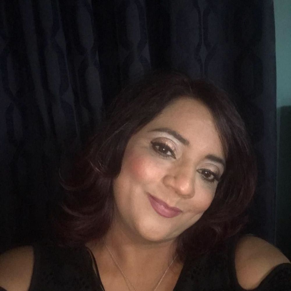 Meet your Posher, Lolis