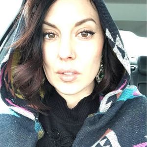 Meet your Posher, Tiea