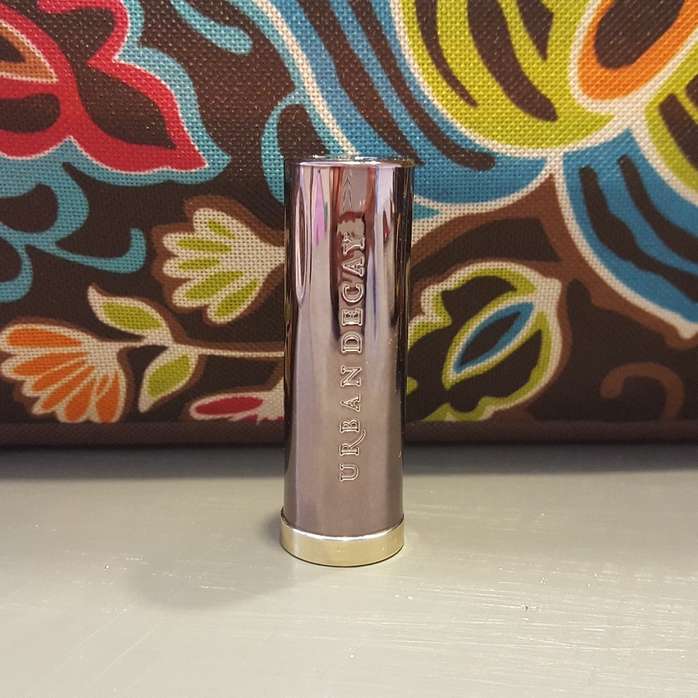 💄URBAN DECAY LIPSTICK 💄