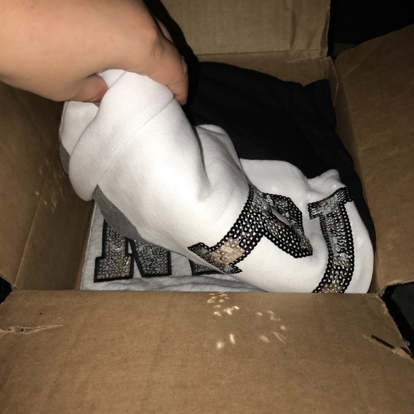 Packaging proof ๐ค๐ป - Picture 1 of 5