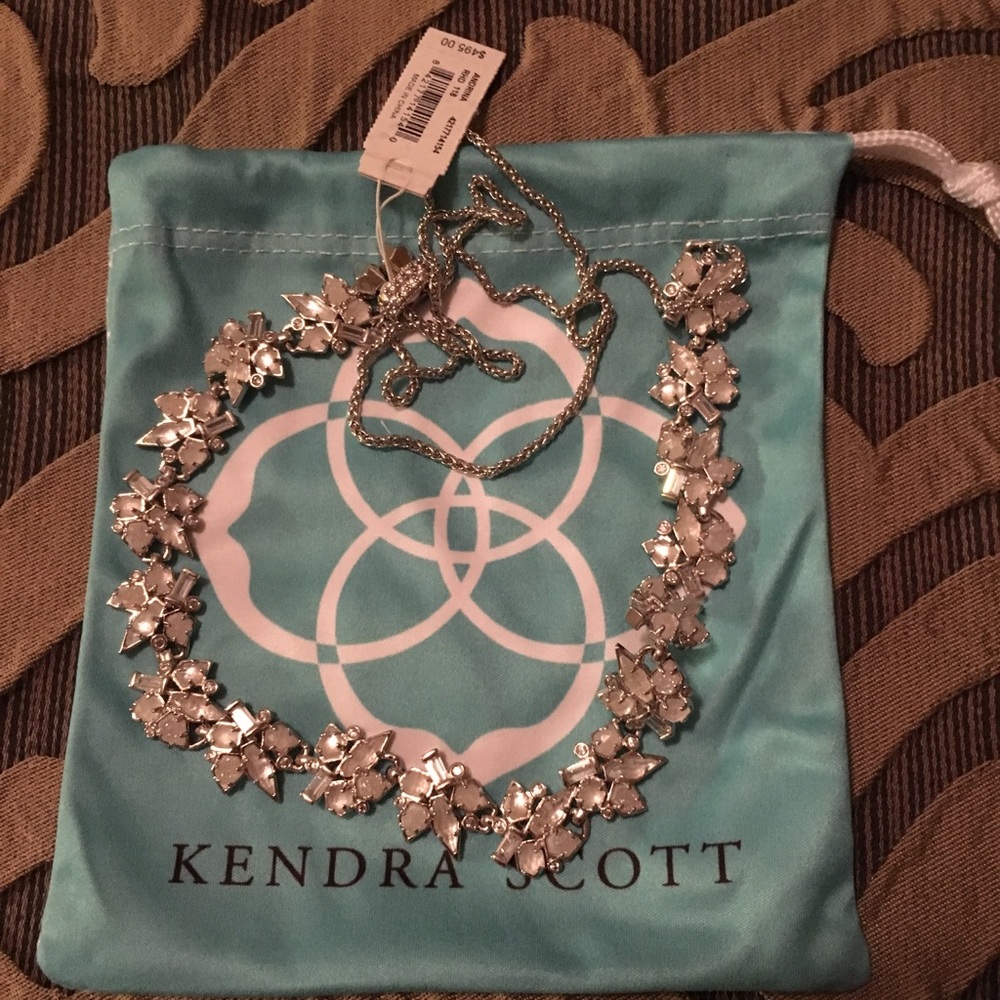 NWT Kendra Scott Adriana