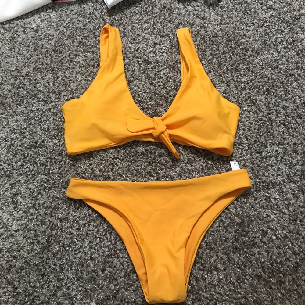 Bathing suit
