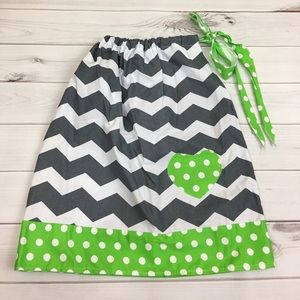 Green/gray chevron dress