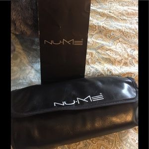NUME 5 piece curling iron set