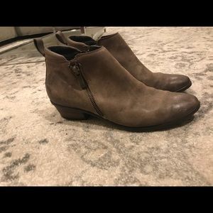 Paul Green Ankle Booties