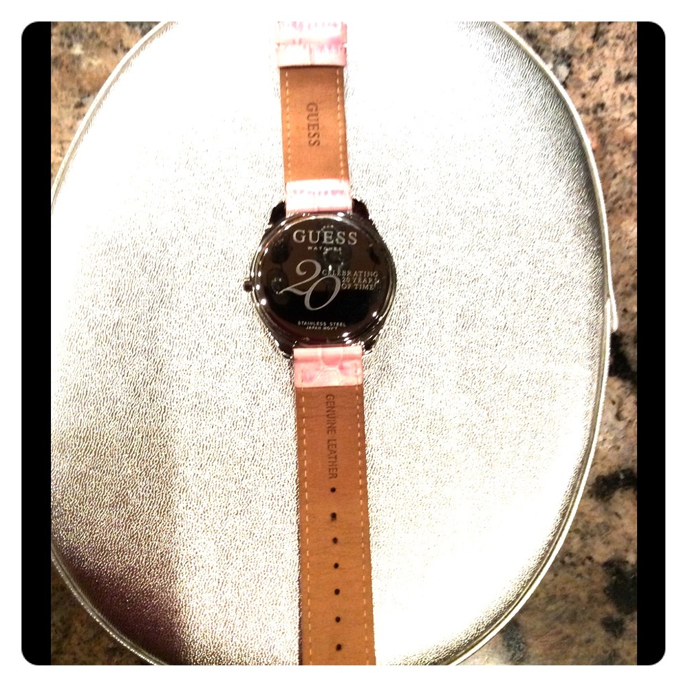 Guess Watch - Picture 3 of 3