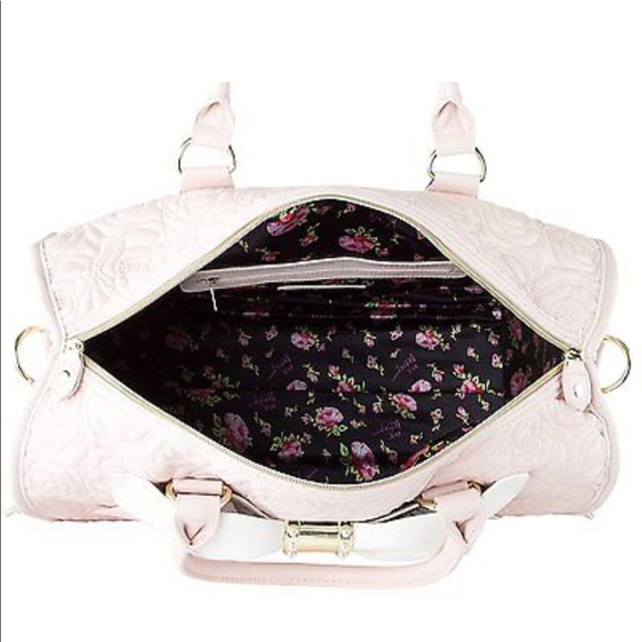 Floral Quilted Huge Bow Travel Weekender Tote - Picture 6 of 6