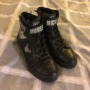 Mickey Mouse black sneaker