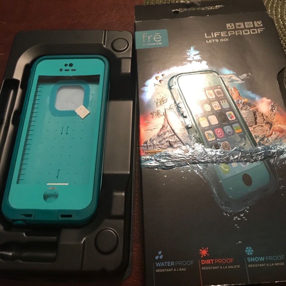 Fre’ brand Life/Water Proof iPhone 5 Case