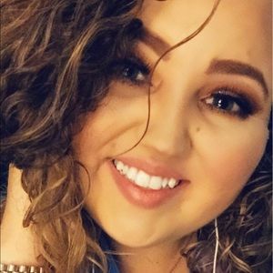 Meet your Posher, Ericka