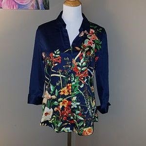 Vibrant floral button up shirt nwot