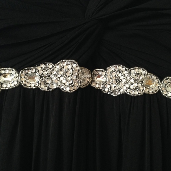 Black Formal Dress - Picture 4 of 5