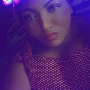 Meet your Posher, Cheri