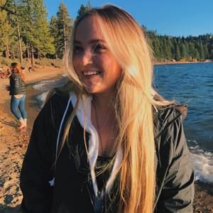 Meet your Posher, Delaney