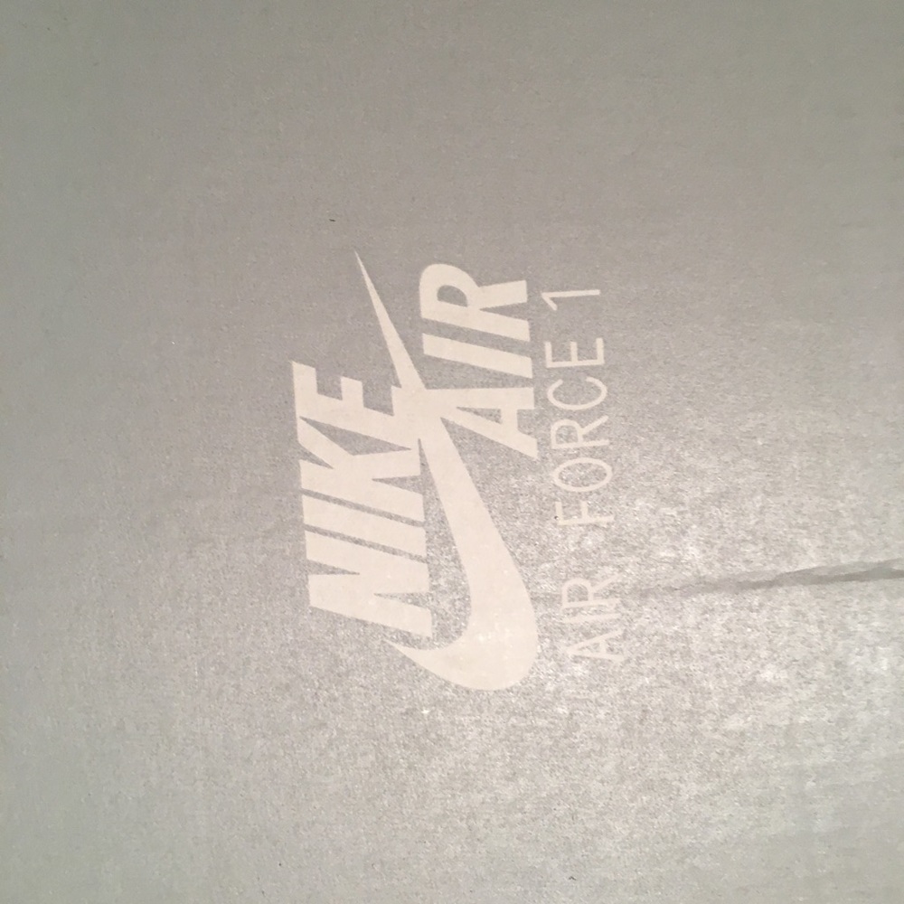 Red Fashion Nike Air Force 1 Women. - Picture 4 of 4