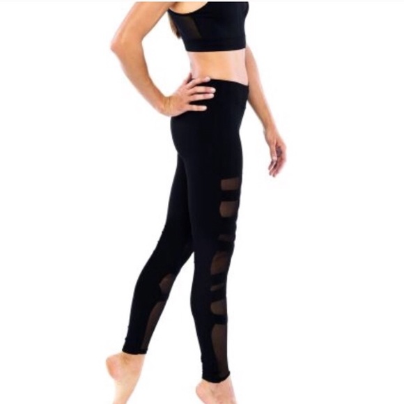 ♥️ HP ♥️ Mesh Panel Ballerina Laceup Legging - Picture 2 of 4