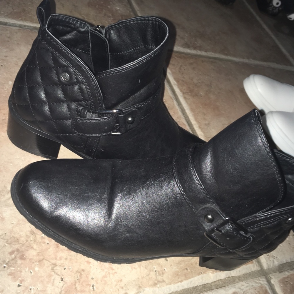 Ankle boots