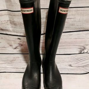 Hunter Original Huntress Tall Matte Black Sz 4M/5