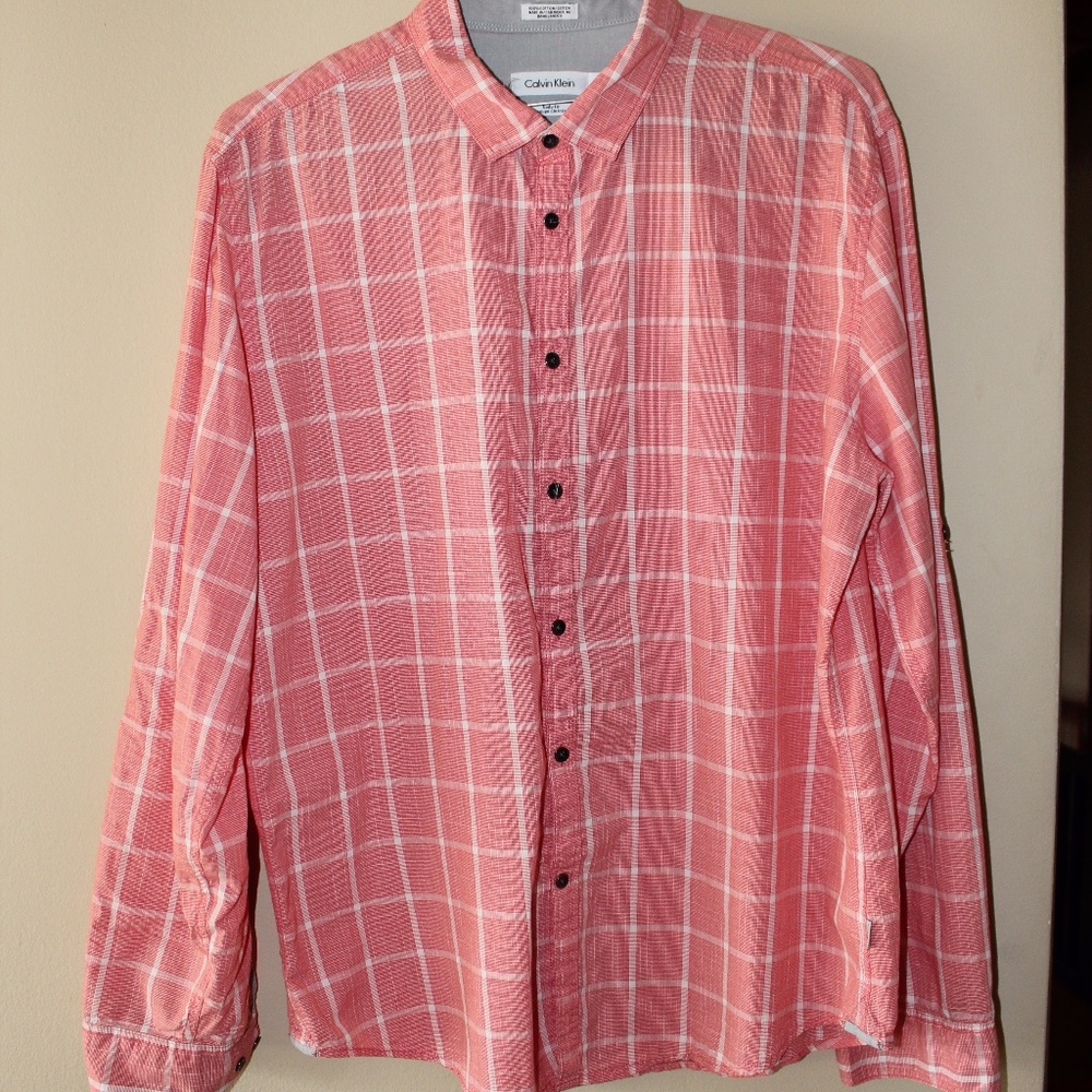 Calvin Klein No Iron Long Sleeve Button down Shirt