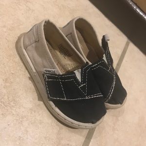 Toms  size T6 in boys