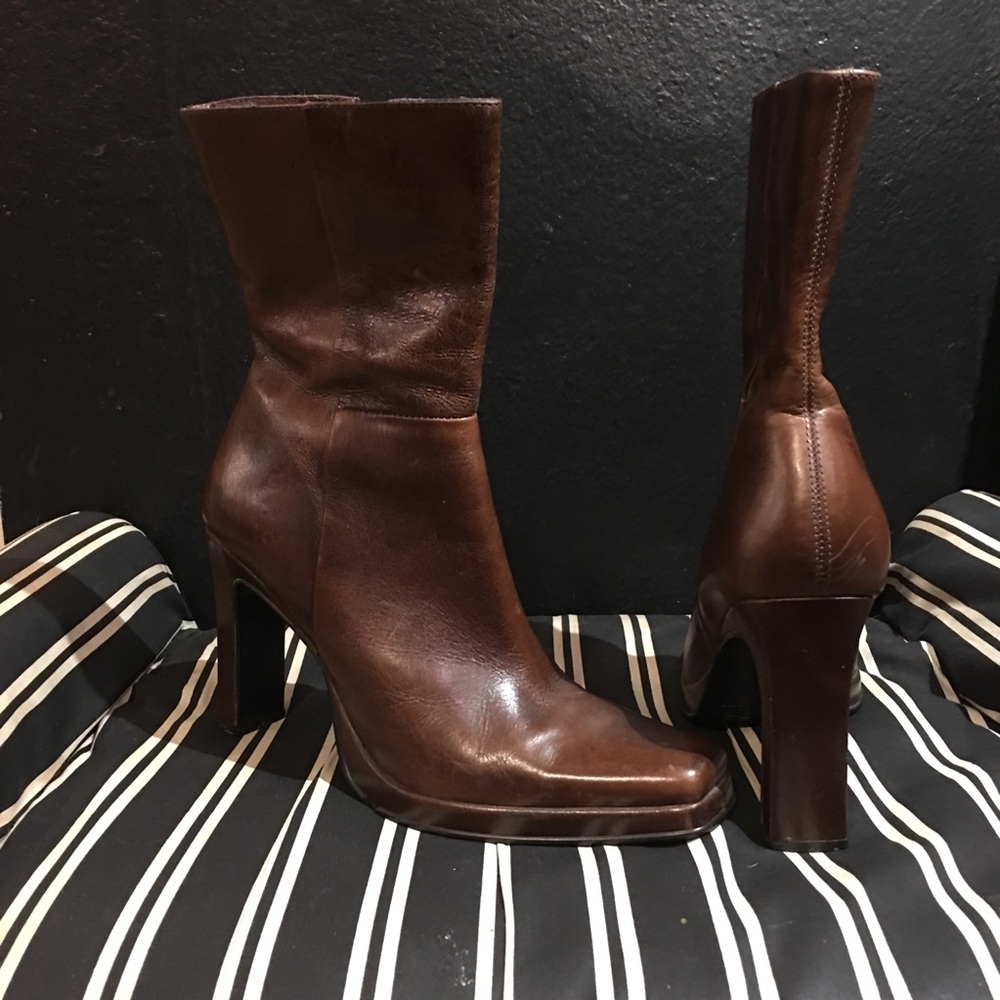 Steve Madden Brown Leather Boots 8B New