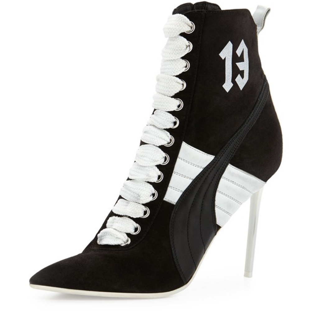 ⭐️Fenty Boots size 7.5⭐️