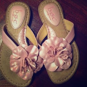 b.o.c. Pink sandals