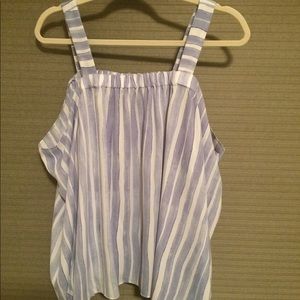 Peekaboo Shoulder Vince Camuto Blouse