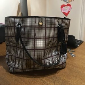 Large Coach Tote Authentic Excellent Condition