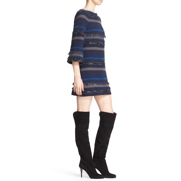 BNWT Alice+Olivia Evelina Bell Sleeve Shift Dress - Picture 3 of 6