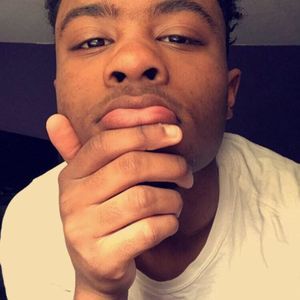 Meet your Posher, Zach