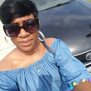 Meet your Posher, Tonya