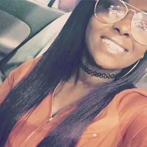 Meet your Posher, Katelyn