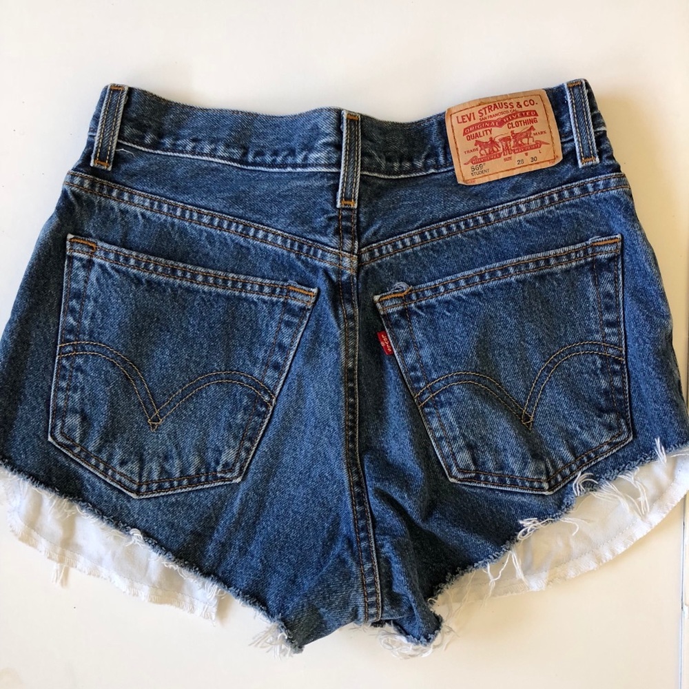 NWOT Levi’s jeans shorts 28