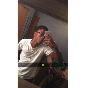 Meet your Posher, Isaiah