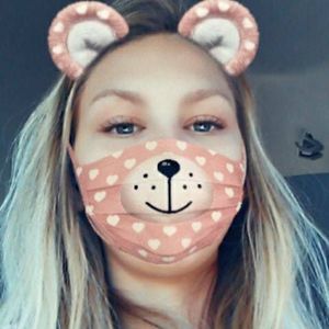 Meet your Posher, Kira