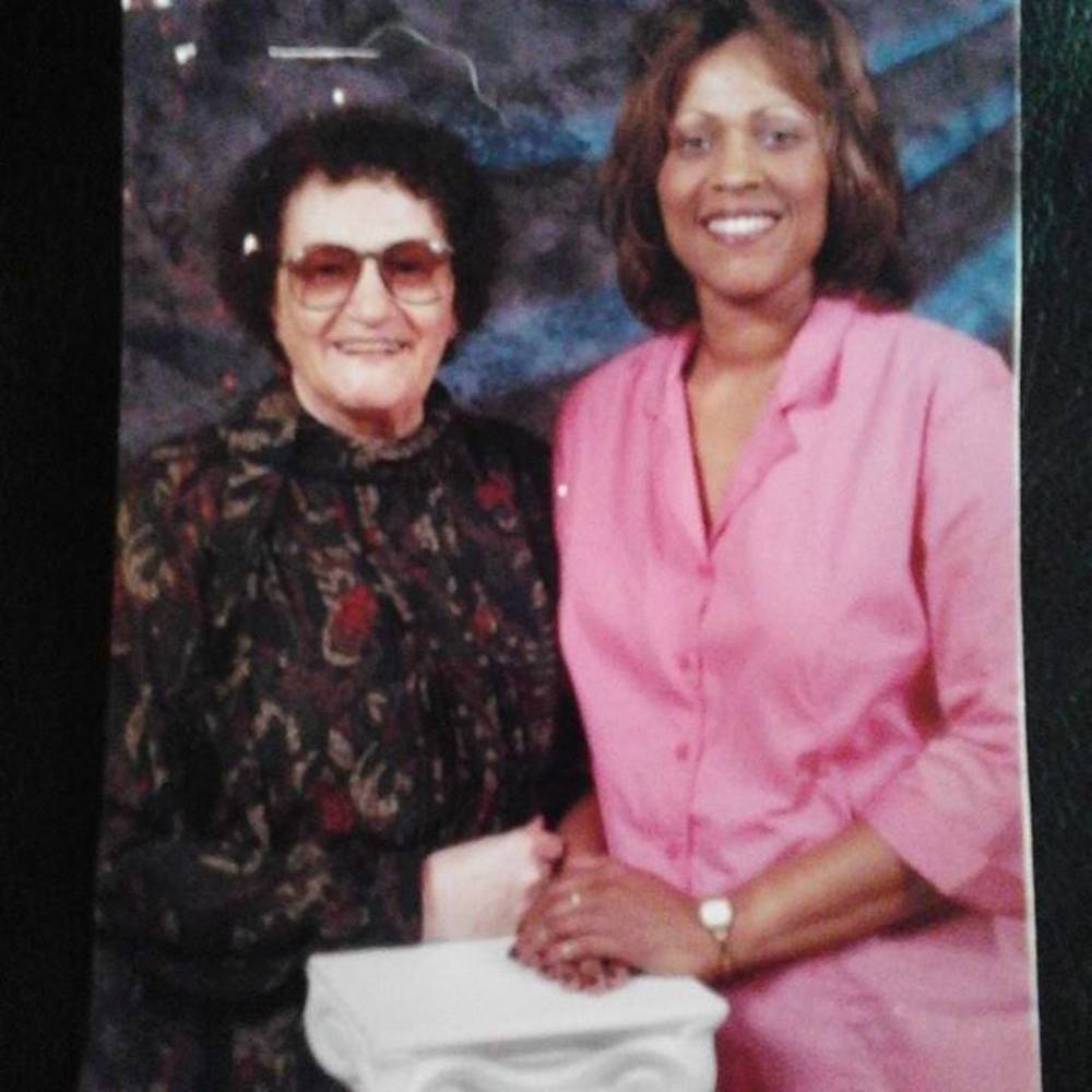 Meet your Posher, Angela