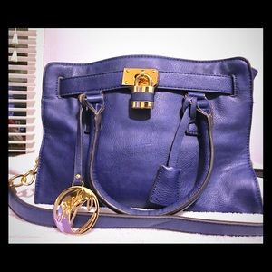 🔥SALE🔥Medium size Blue purse 👜