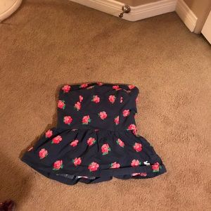 Strapless flower shirt ! Only worn one time