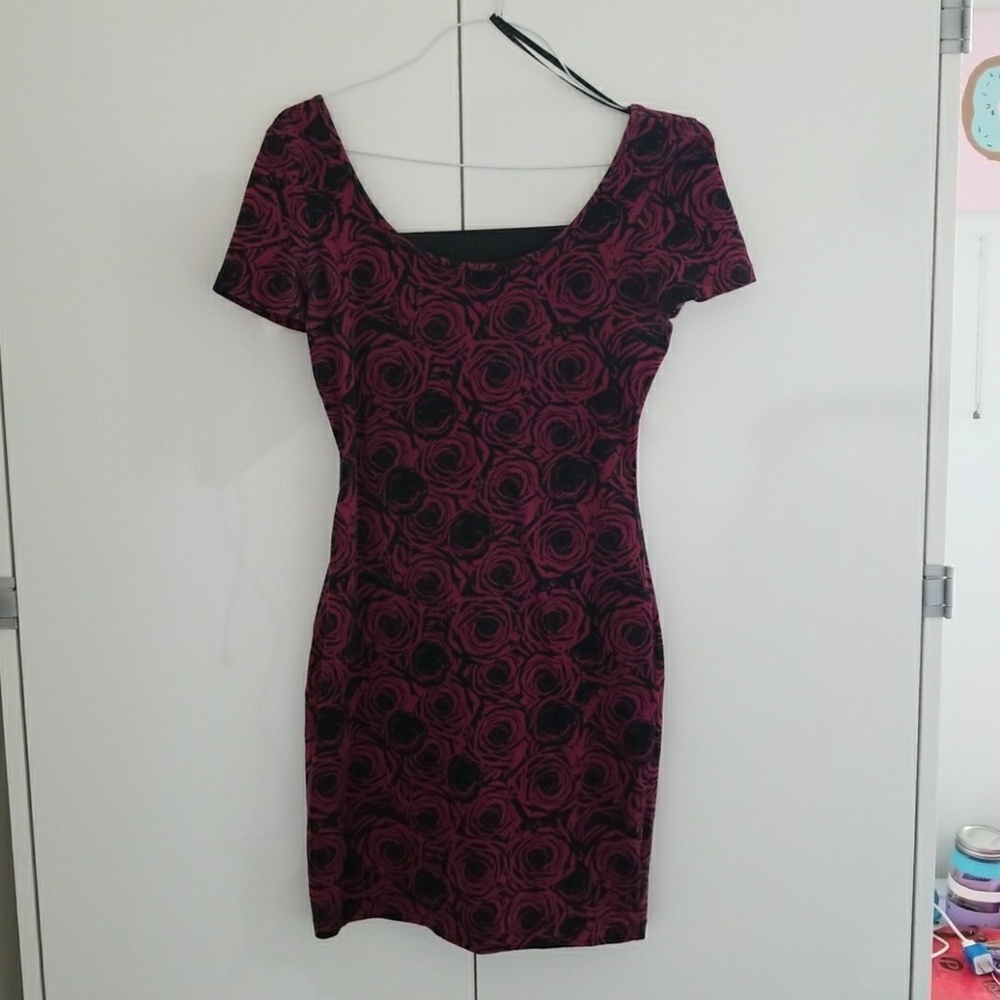 Black and Maroon Bodycon Dress