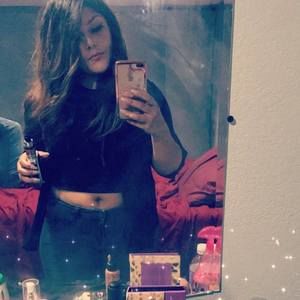 Meet your Posher, Adalid